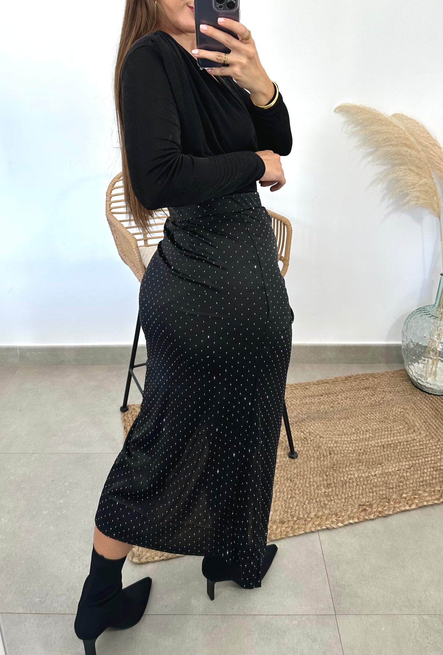 Falda Ada